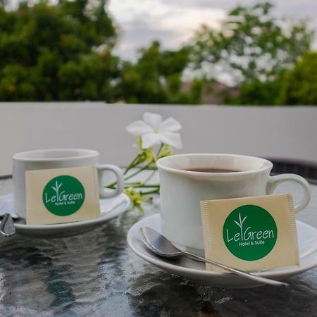 Legreen Suite Tebet Джакарта Экстерьер фото