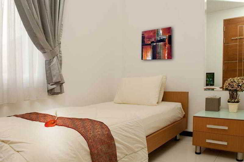 Legreen Suite Tebet Джакарта Экстерьер фото
