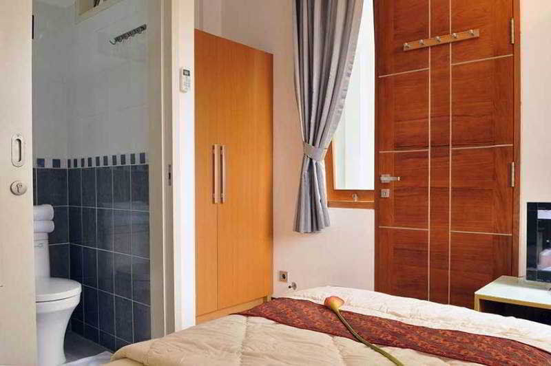 Legreen Suite Tebet Джакарта Экстерьер фото